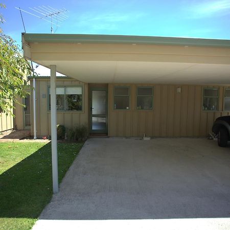 Catlins Area Motel Owaka Extérieur photo