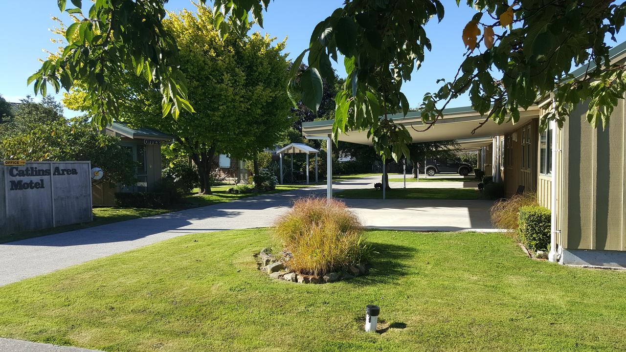Catlins Area Motel Owaka Extérieur photo