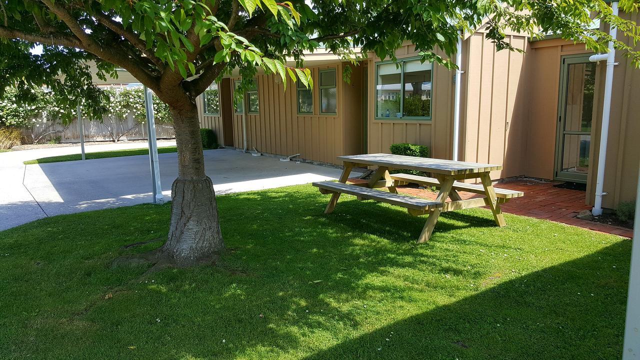 Catlins Area Motel Owaka Extérieur photo
